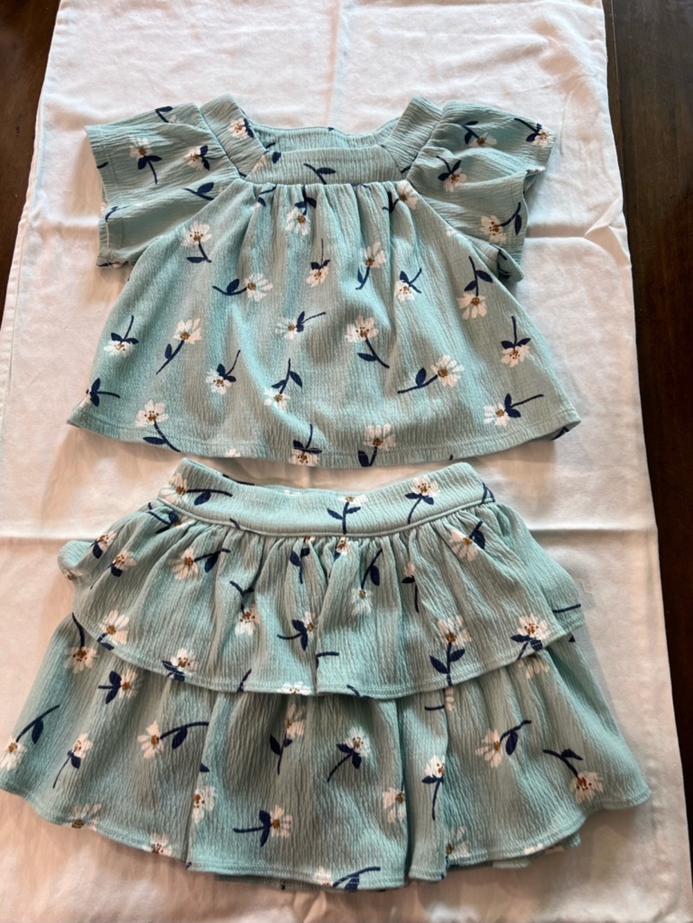 Crewcuts 2 Piece Girls Teal Daisy Print Knit Top with Matching Skort Size 3T